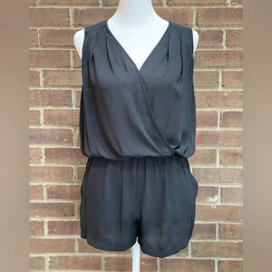 BCBG romper. XS